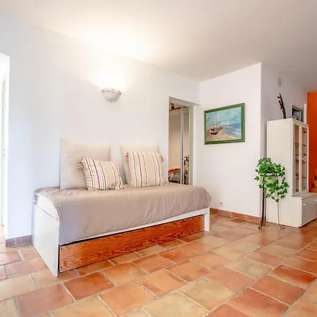 La Chantyviere Villa vue Exceptionnelle 180 degrés sur Golf Tropez, accès plage privée Sainte-Maxime