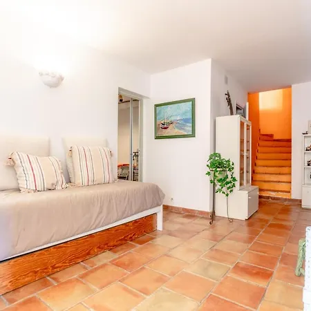 La Chantyviere Villa vue Exceptionnelle 180 degrés sur Golf Tropez, accès plage privée * Sainte-Maxime