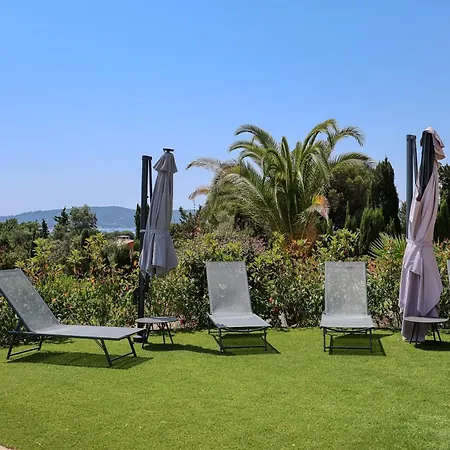 La Chantyviere Villa vue Exceptionnelle 180 degrés sur Golf Tropez, accès plage privée Villa Sainte-Maxime