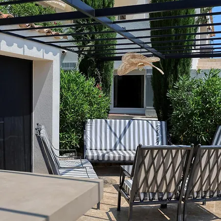 La Chantyviere Villa vue Exceptionnelle 180 degrés sur Golf Tropez, accès plage privée Villa *