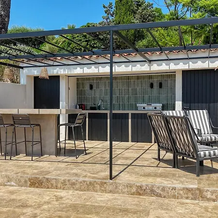 La Chantyviere Villa vue Exceptionnelle 180 degrés sur Golf Tropez, accès plage privée Villa *