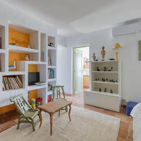 La Chantyviere Villa vue Exceptionnelle 180 degrés sur Golf Tropez, accès plage privée * Sainte-Maxime